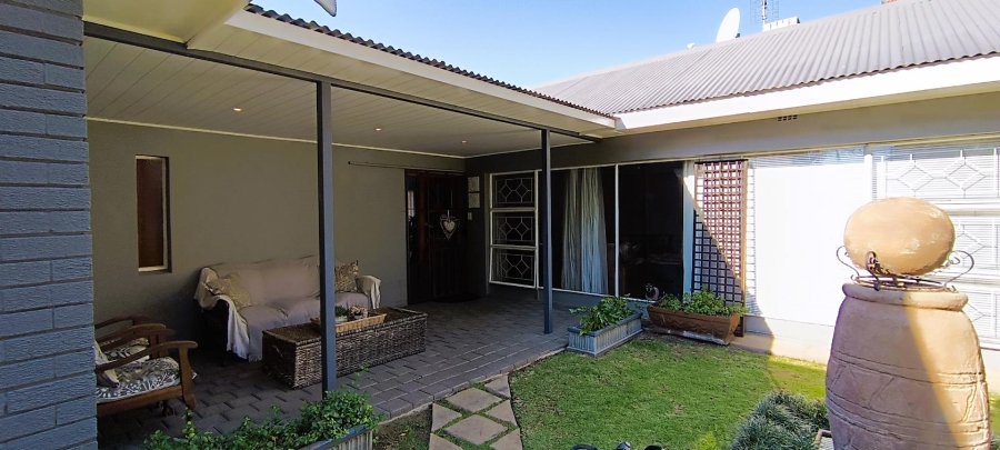 4 Bedroom Property for Sale in Bayswater Free State